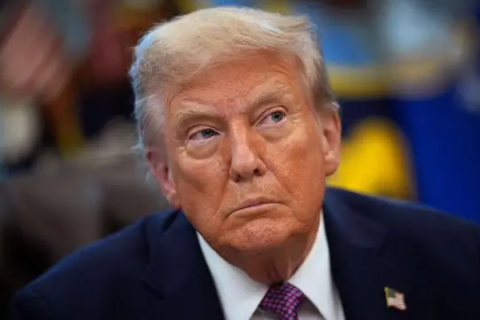 Trump: "Fizeram com Bolsonaro o que tentaram fazer comigo”