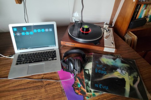 O SOM DO VINIL: Música, Memória e Velhas Histórias