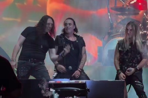 Angra faz História no Bangers Open Air