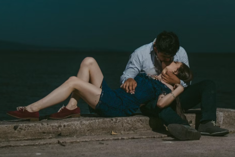 Por que Um Beijo, Nunca É Só Um Beijo?