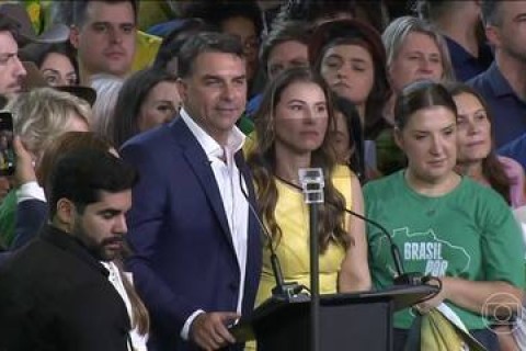 A Fragilidade de Flávio Bolsonaro é Inegável