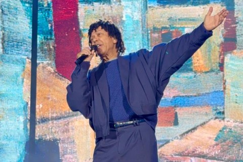 Djavan emociona Salvador com Espetáculo da Turnê “Djavanear: 50 Anos. Só Sucessos”