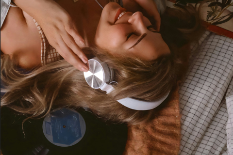 Quando a Canção Vira Afago: As MULHERES Eternizadas na MPB